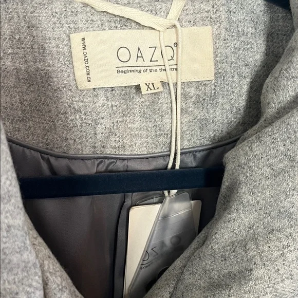 OAZQ Two-Tone Black & Gray Puffer Coat - Picture 2 of 6